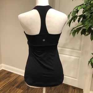 Lululemon black built in bra  tank top 4
